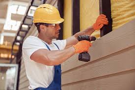 Siding Removal and Disposal in Dundalk, MD